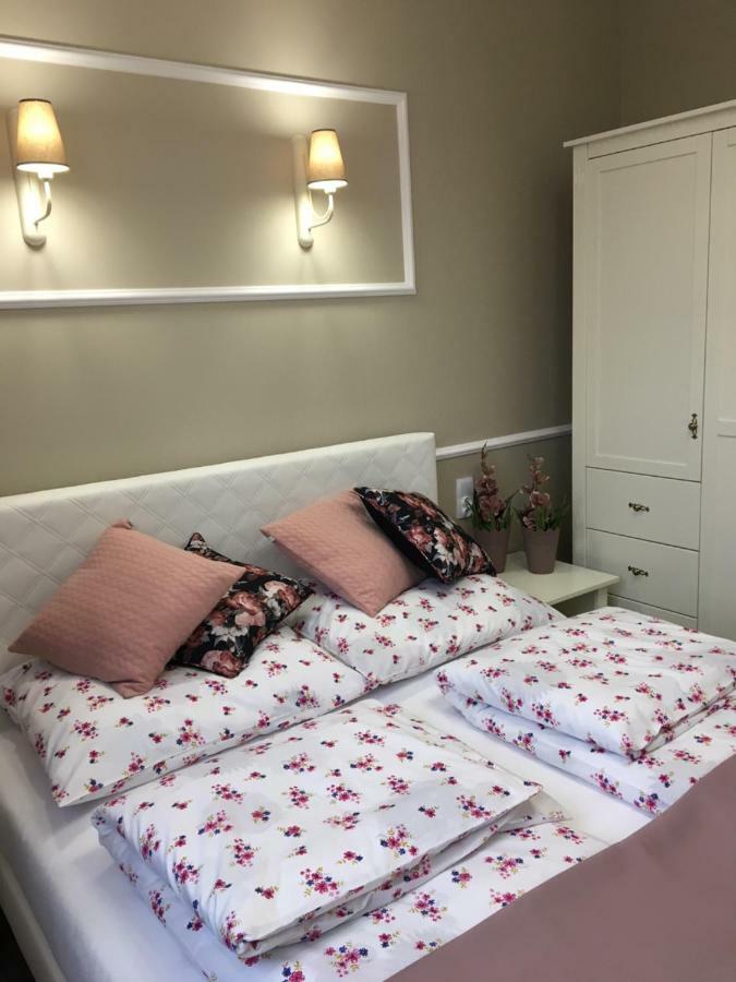 Family & Business Sauna Sienkiewicza No1 Centrum Plac Lliteratow- 1 Bedroom With Private Sauna, Bath With Hydromassage, Parking Leilighet
