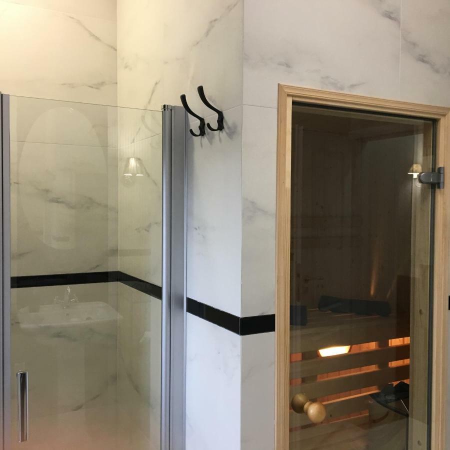 Family Sauna Sienkiewicza: Comfort With Private Kielce