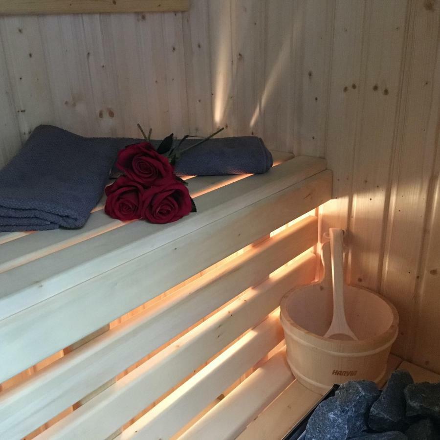 Apartment Family Sauna Sienkiewicza: Comfort With Private
