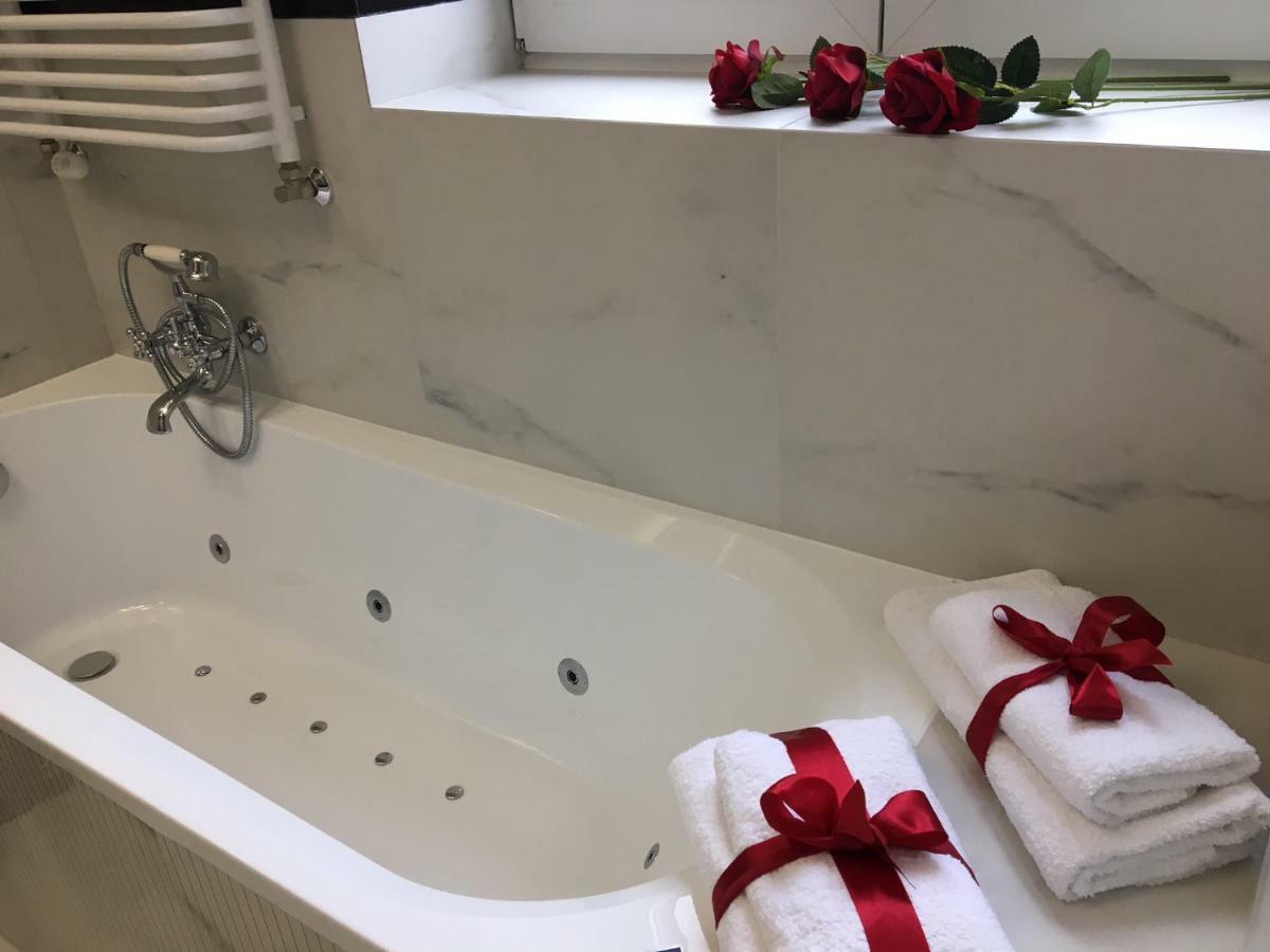 Family Sauna Sienkiewicza: Comfort With Private Apartment *